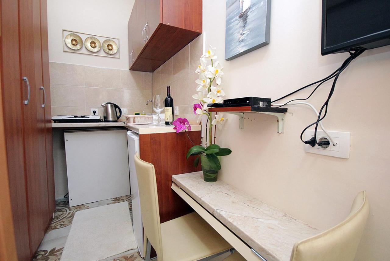 Апартаменты Studio Apartman Свети-Стефан Экстерьер фото
